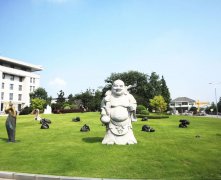 石雕艺术：凝固的时光，永恒的美学